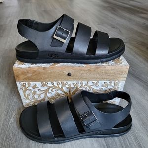 UGG Men's Wainscott Fisherman Sandal